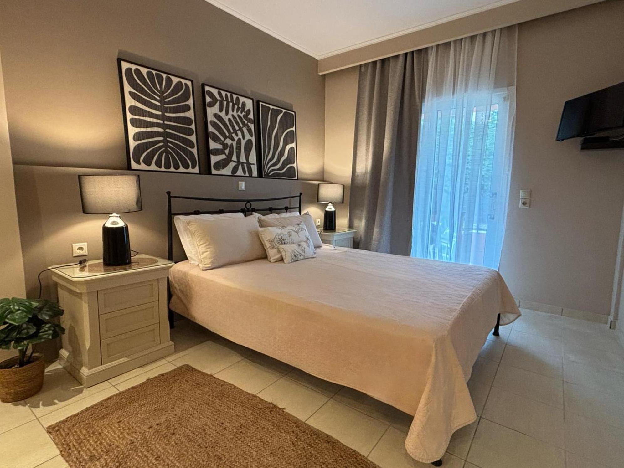 Apartment Kaloudis & Dassia (Corfu)